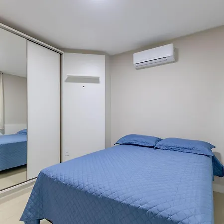 Confortável Apartamento em Condomínio com Piscina-3