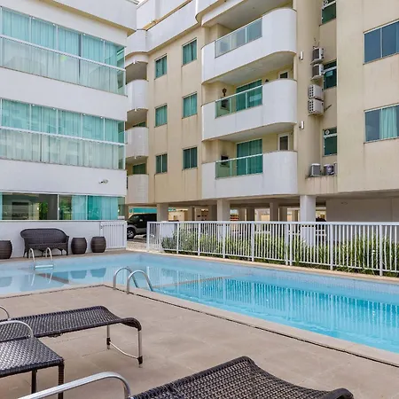 Confortável Apartamento em Condomínio com Piscina-2